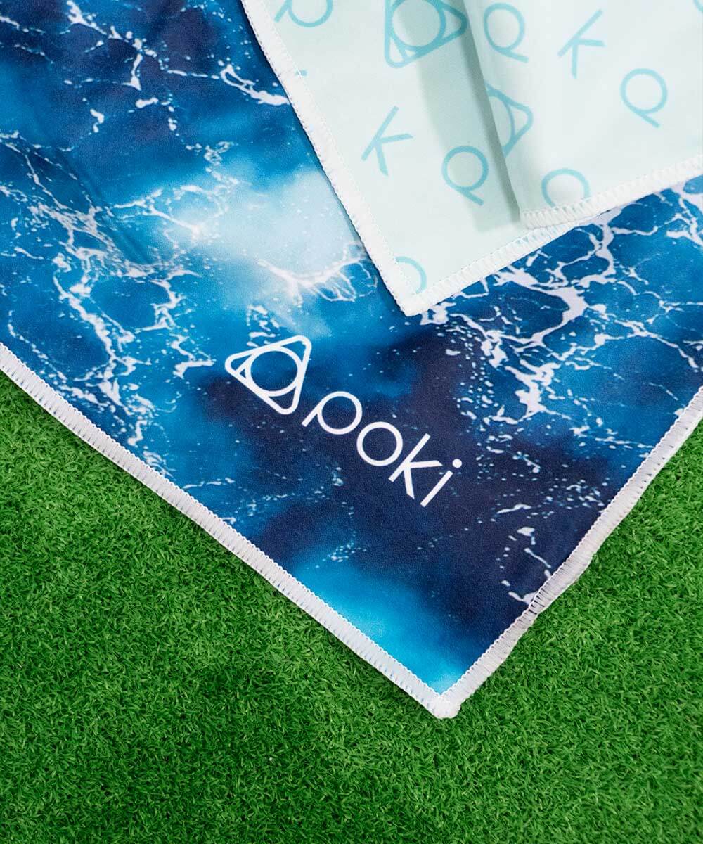 海洋印花設計的POKI快乾運動毛巾，適合戶外活動與旅行的便捷選擇。