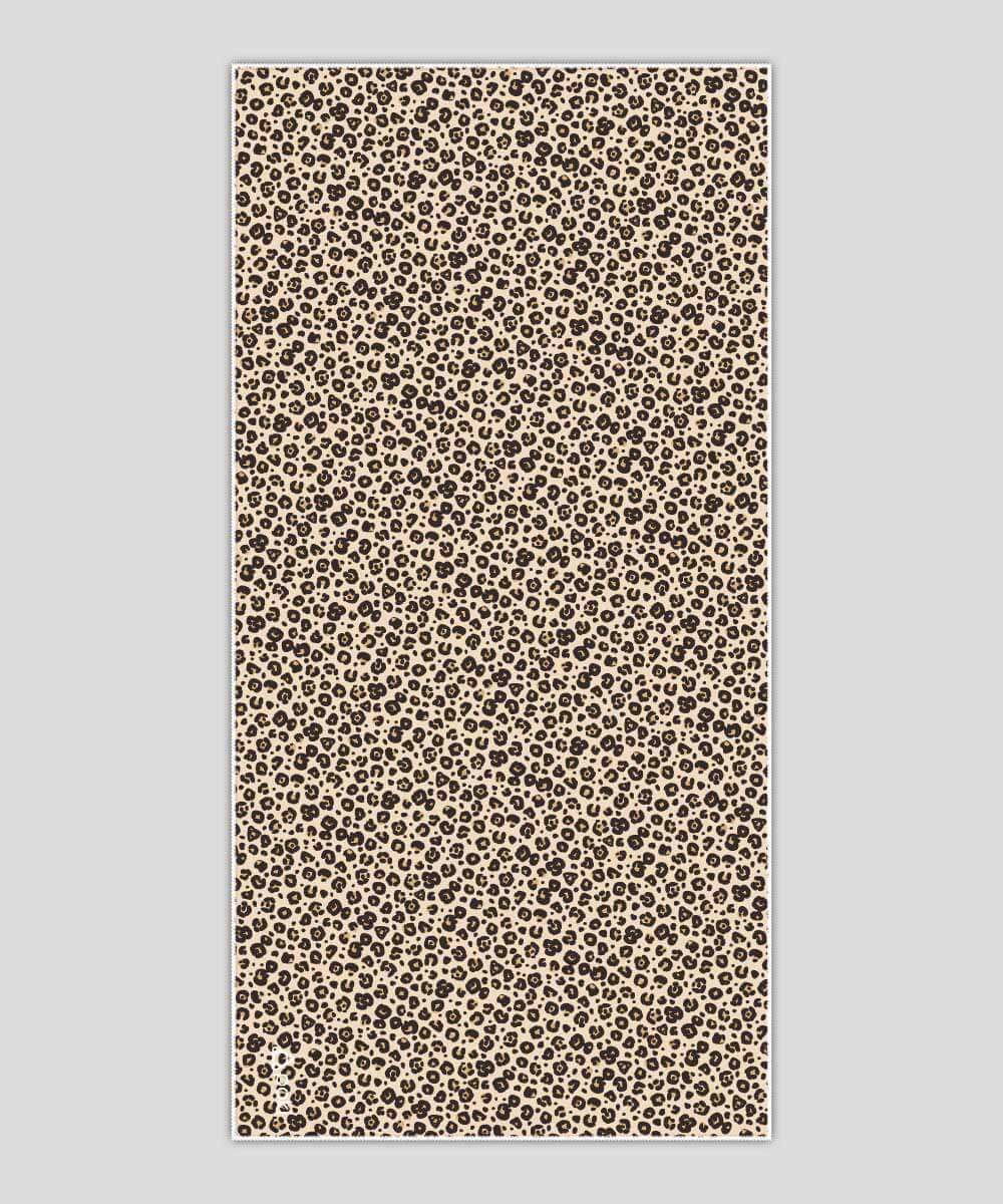 豹紋設計的快乾多用途毛巾，輕便，適合旅行和戶外活動，吸水性強且柔軟舒適