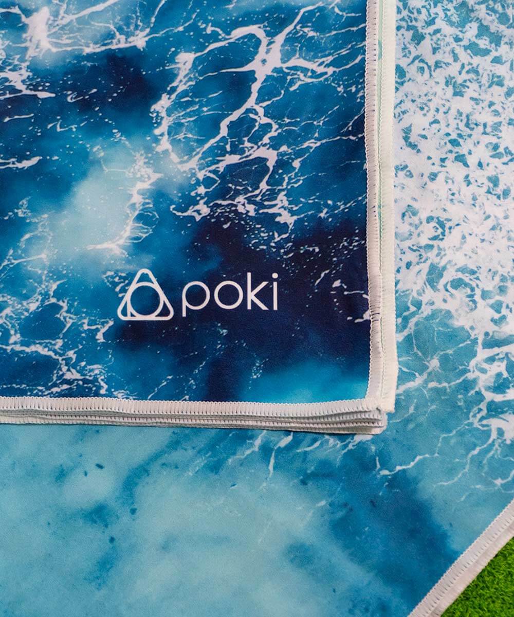 POKI快乾運動毛巾套裝，海浪圖案，輕便設計，適合外出和戶外活動，配有網袋收納